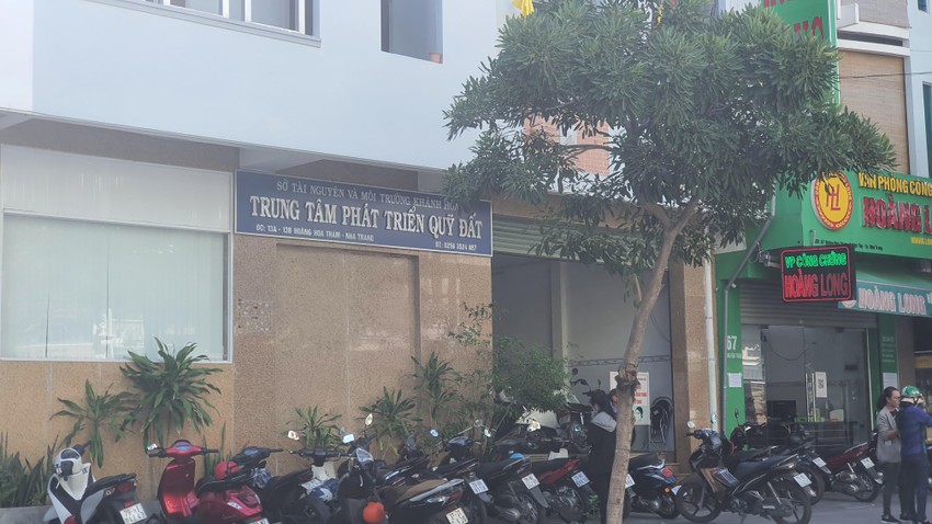 Giám đốc Trung tâm Phát triển quỹ đất Khánh Hòa bị cách chức