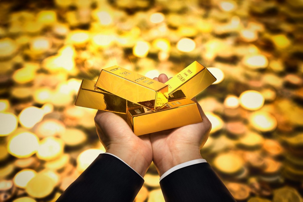 Giá vàng bất ngờ giảm mạnh phiên cuối tuần