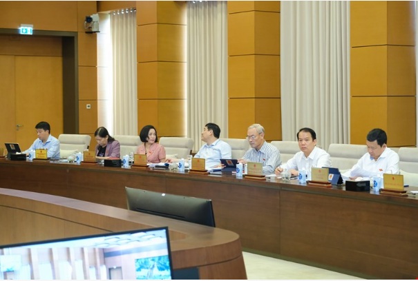 Bán đấu giá các trụ sở dôi dư sau sắp xếp huyện, xã
