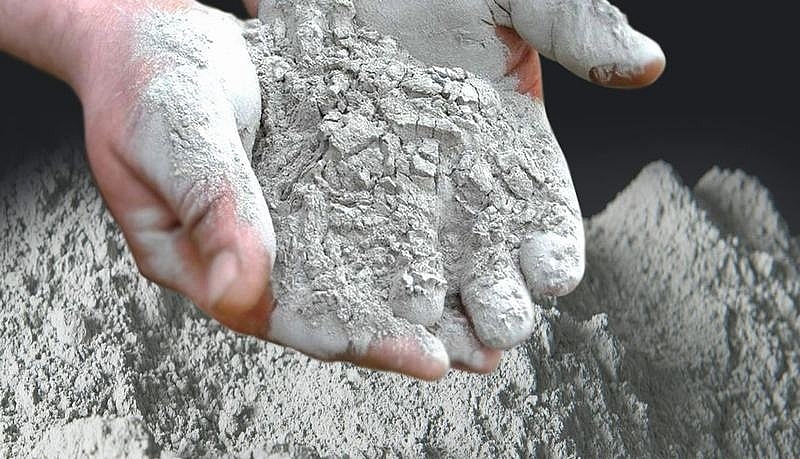 Sản lượng xi măng toàn cầu đi xuống do bất động sản Trung Quốc lao đao