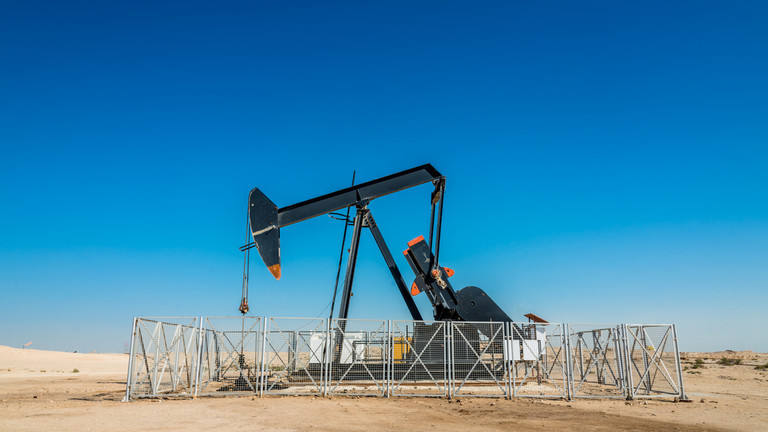 OPEC + xác nhận cắt giảm sản lượng lớn nhất từ đầu năm 2020