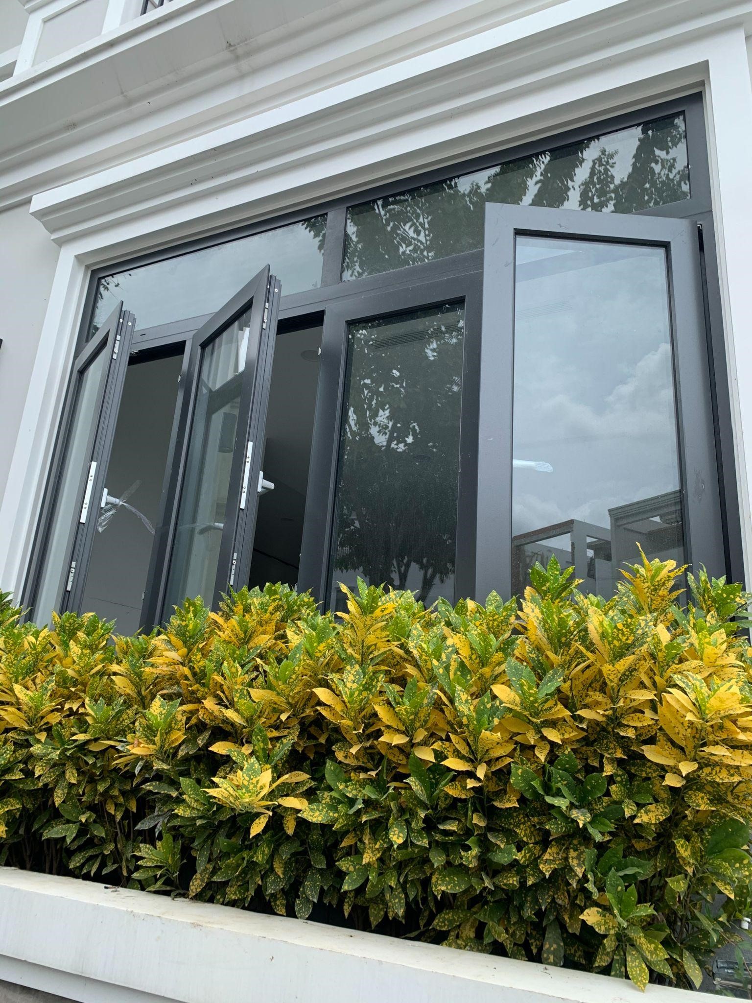 Phương Trang Window khai trương hệ thống showroom cửa nhôm kính mới tại Quận 12