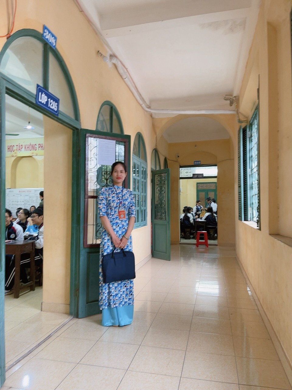 Thơ Nguyễn Văn Long: Ngọt Lửa Môi Son