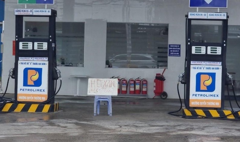 Phó Thủ tướng yêu cầu xử lý nghiêm hành vi găm hàng xăng dầu