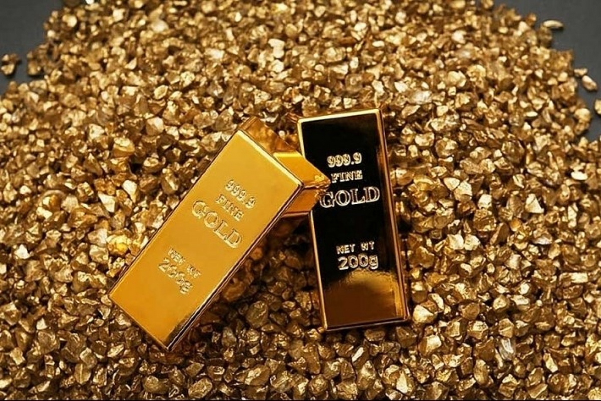 Giá vàng thế giới bất ngờ lao dốc mạnh