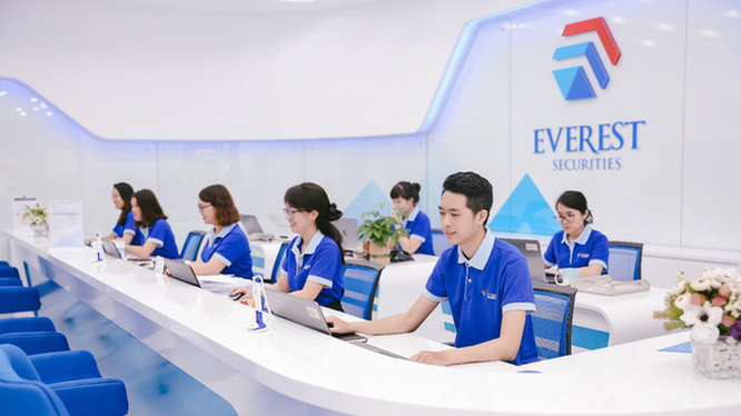 Lịch sự kiện chứng khoán đáng chú ý ngày 19/10