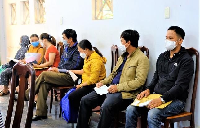 Bắt khẩn cấp một Phó Giám đốc văn phòng đăng ký đất đai ở Đắk Nông