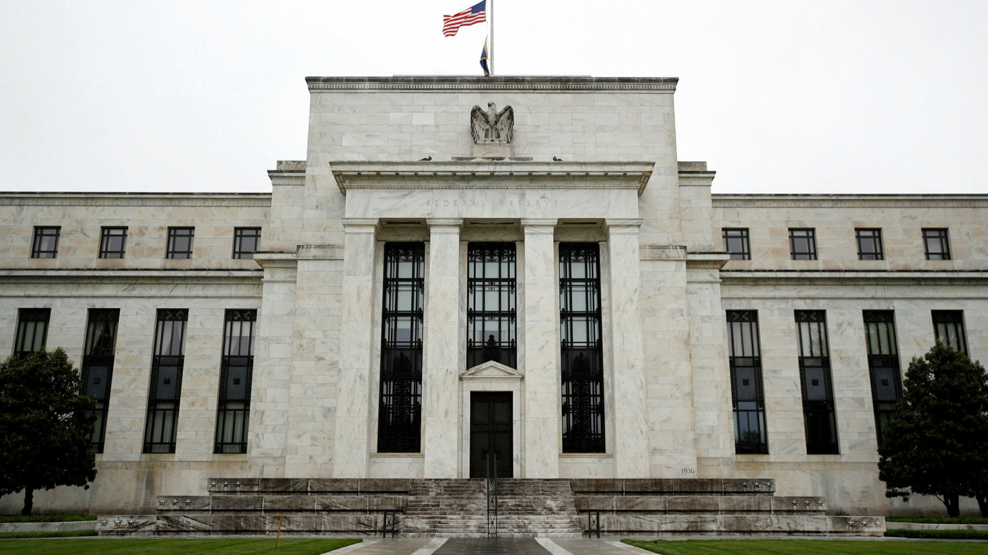 Fed: Đã đến lúc bắt đầu nói về giảm tốc độ tăng lãi suất