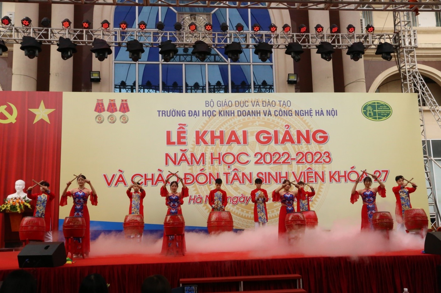 Lễ khai giảng năm học 2022 - 2023 của Đại học Kinh doanh và Công nghệ Hà Nội