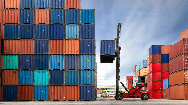 Mỹ muốn EU hạn chế xuất khẩu đối với Trung Quốc