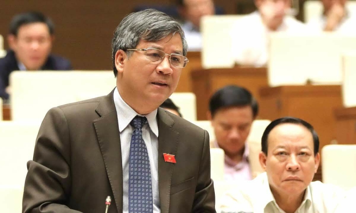 ĐBQH: “Tại sao Bộ trưởng nghĩ đúng, trả lời đúng nhưng lại thực hành chưa đúng?”