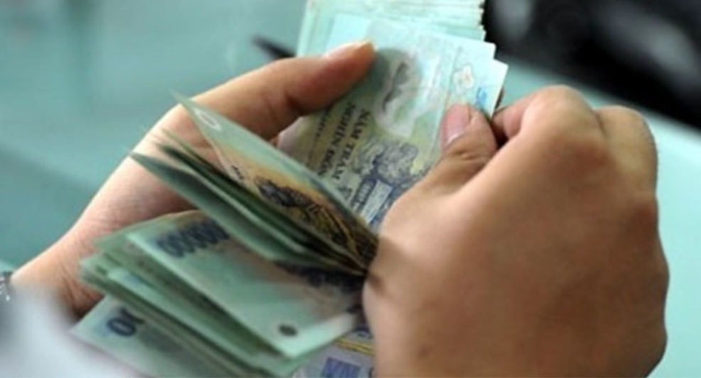 Vì sao Quốc hội không quyết tăng lương ngay đầu năm 2023?