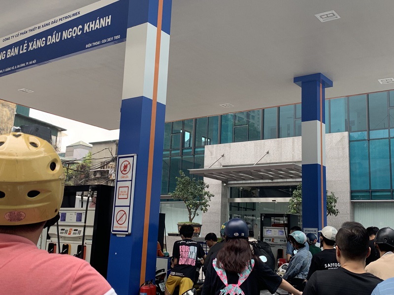 Hà Nội 'lệnh' giám sát hoạt động của các cửa hàng bán lẻ xăng dầu
