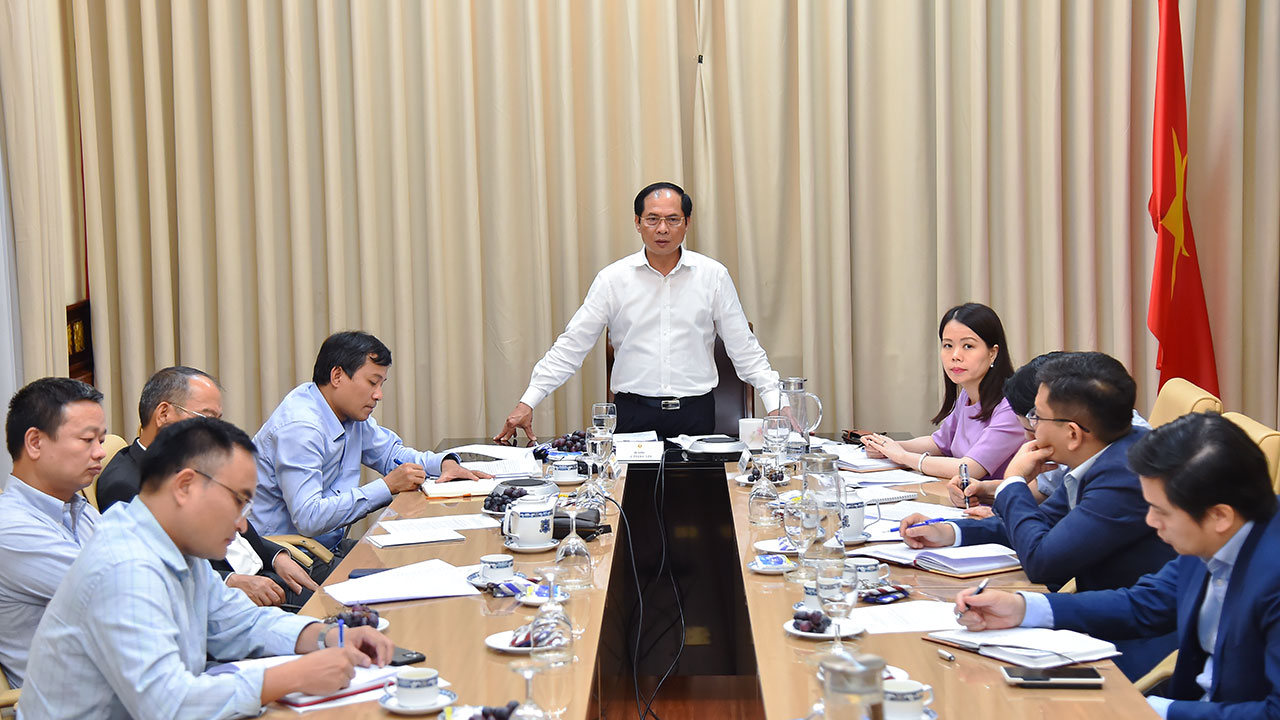 Đẩy mạnh công tác ngoại giao kinh tế để thu hút đầu tư nước ngoài