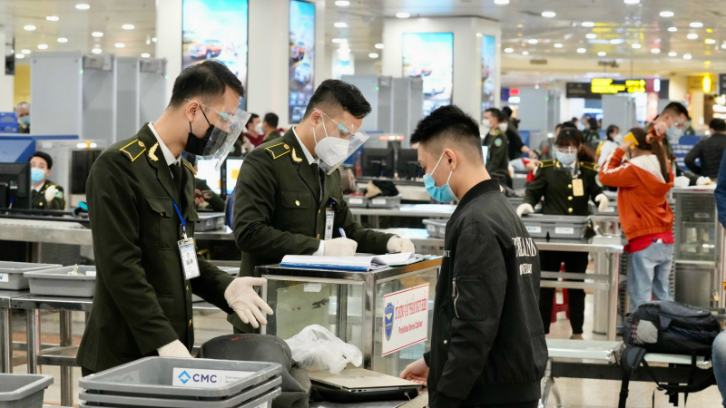 Rà soát chặt chẽ quy trình kiểm tra, soi chiếu an ninh hàng không