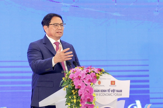 'Doanh nghiệp không thể neo nhà giá cao mãi, chỉ làm phân khúc cho người giàu...'