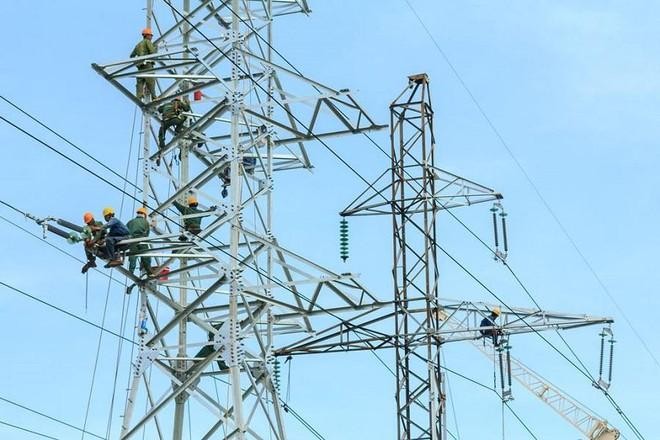 Cổ phiếu được khuyến nghị ngày 22/12: VNE, BSR, VCB