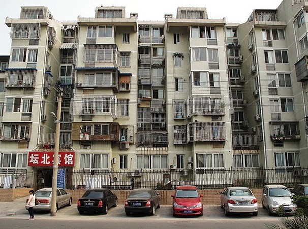 Trung Quốc: Tiết kiệm gần 1 thập kỷ cũng không thể mua được nhà ở