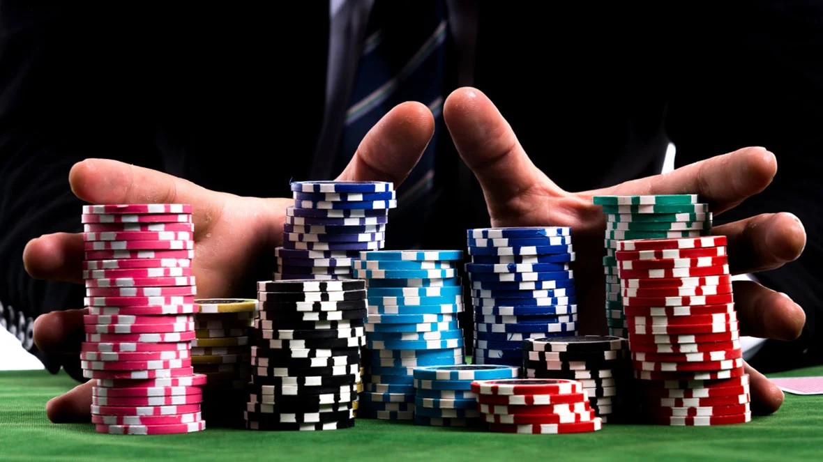 Muốn thành công trên Phố Wall? Học Poker, không phải kinh tế