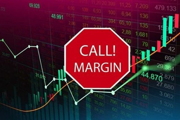 Vợ chồng Chủ tịch HPX bị call margin