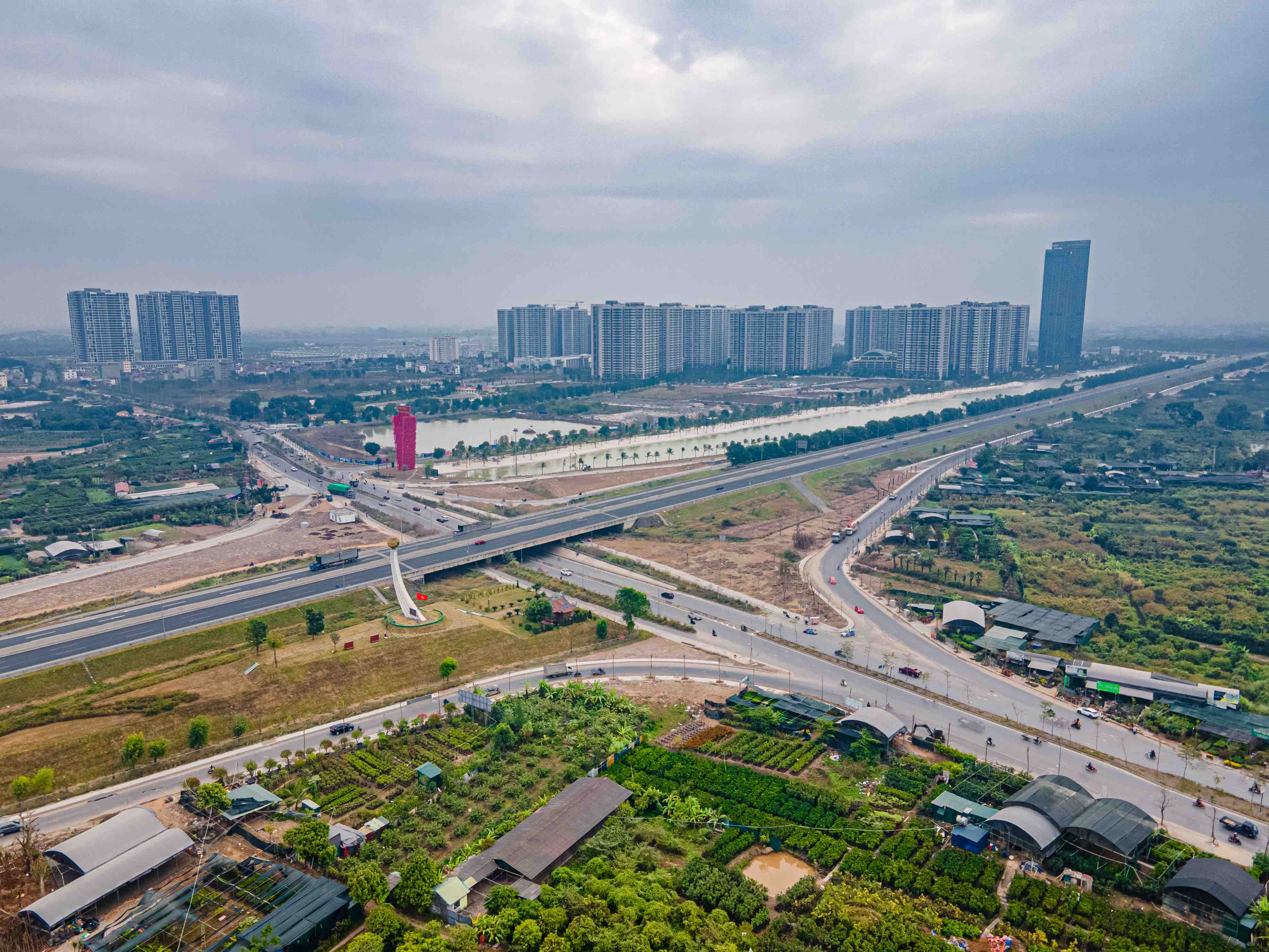 “Việc đánh thuế căn hộ chung cư giá 50 triệu đồng/m2 khá phức tạp và phải xem xét nhiều khía cạnh”