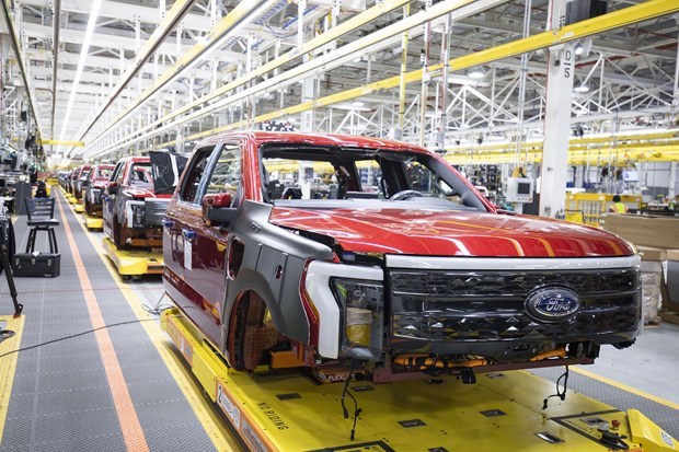 Hãng ôtô Ford cắt giảm 3.800 việc làm tại khu vực châu Âu