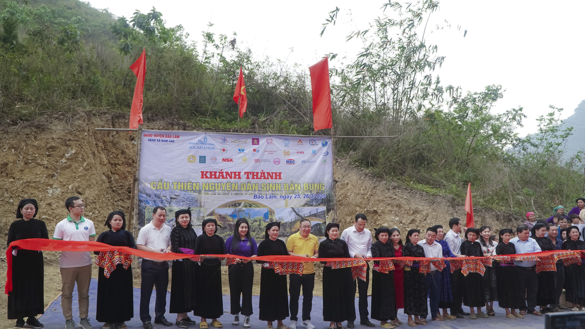 Khánh thành 3 cầu dân sinh tại huyện Bảo Lâm, Cao Bằng