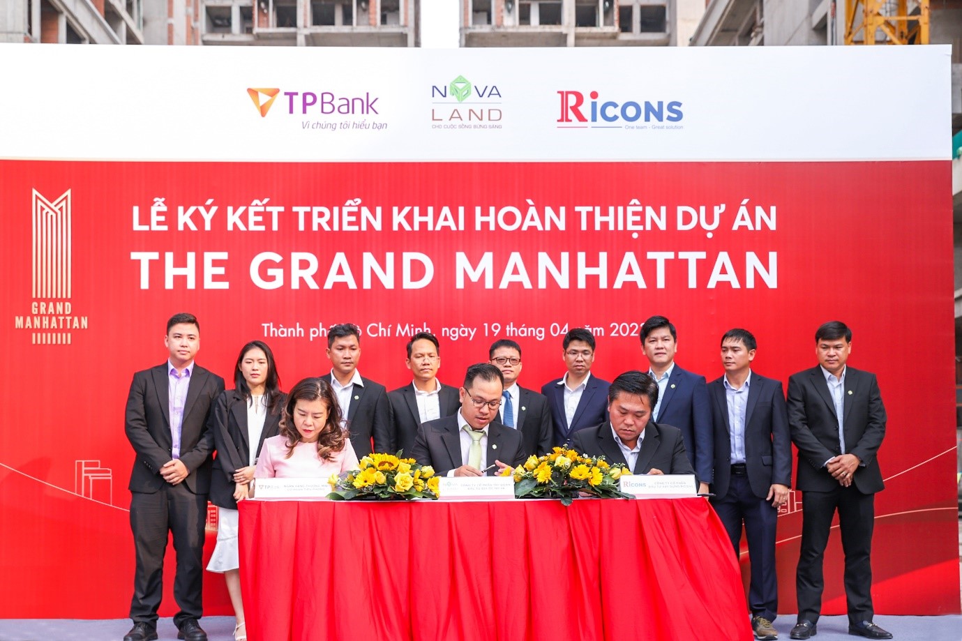 Novaland, TPbank và Ricons ký kết hợp tác triển khai hoàn thiện dự án The Grand Manhattan, thắp sáng niềm tin về sự hồi phục của thị trường bất động sản trong năm 2023