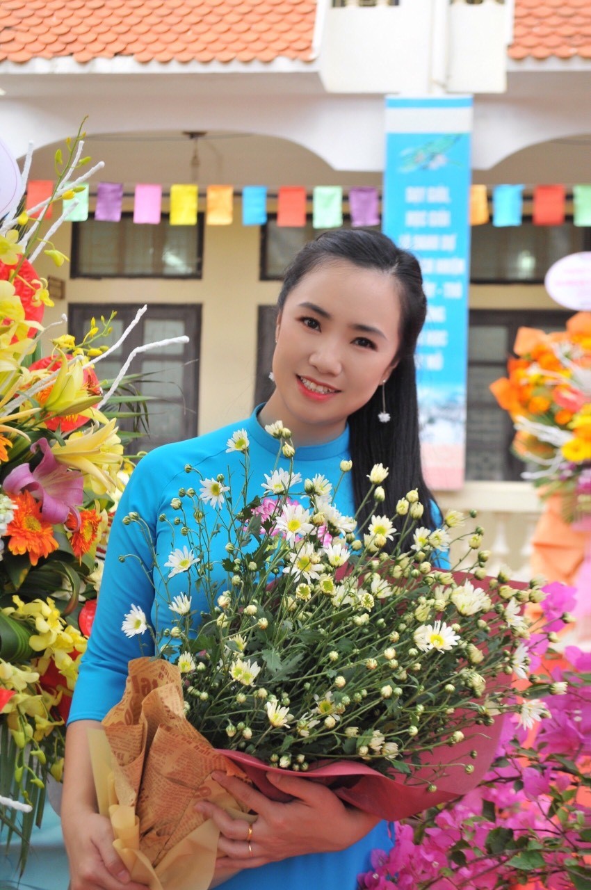 Bài thơ: Lời Cảm Ơn Cô Giáo