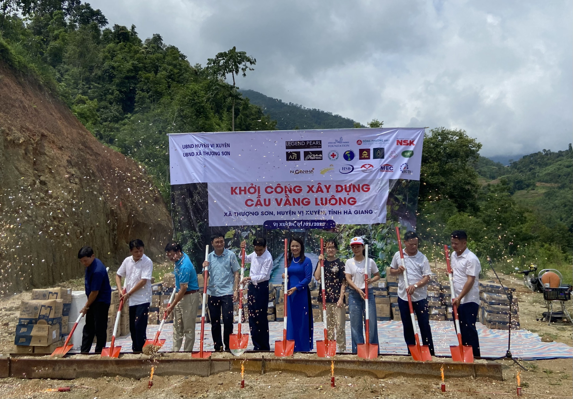 Khởi công xây dựng cầu Vằng Luông, huyện Vị Xuyên, Hà Giang