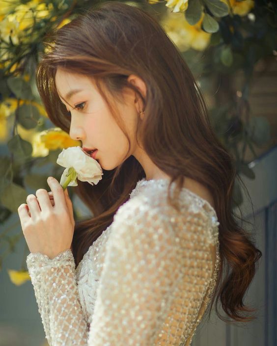 Thơ Nguyễn Văn Long: Tình Nhân Xưa Biết Ở Nơi Đâu
