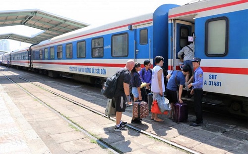 Hơn một nửa vé tàu Tết năm nay có nguy cơ ‘ế’ hàng