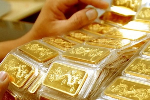 Giá vàng miếng 13/1 tăng 300.000 VNĐ/lượng, USD tự do giảm thêm