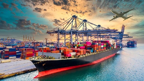 Giải pháp nào cho việc giá cước tàu container tăng vọt?
