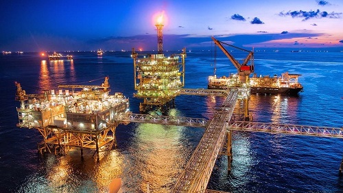 Giá dầu thế giới giảm mạnh trước làn sóng Covid-19 ở Trung Quốc