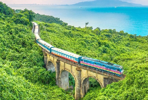 Ngành đường sắt 'lo sốt vó' khoản tiền để thay đầu máy, toa xe