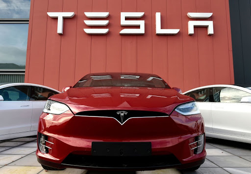 Tesla là thương hiệu ô tô được yêu thích nhất tại Hoa Kỳ