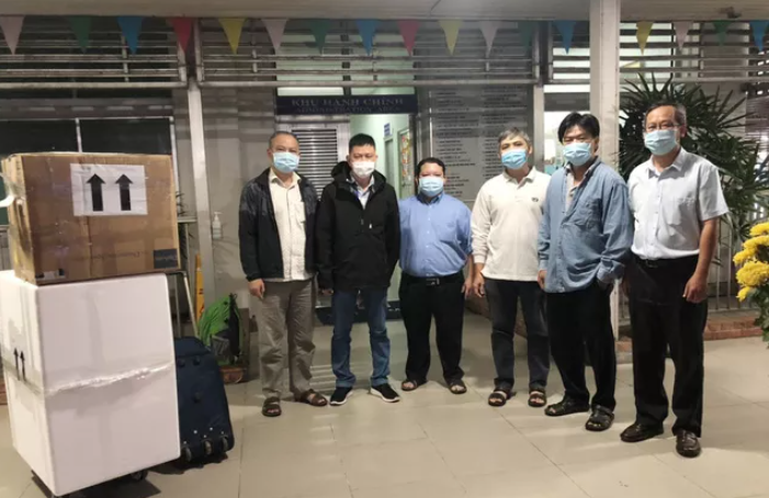 Bệnh viện Chợ Rẫy khẩn trương lên đường ‘chi viện’ cho Hải Dương