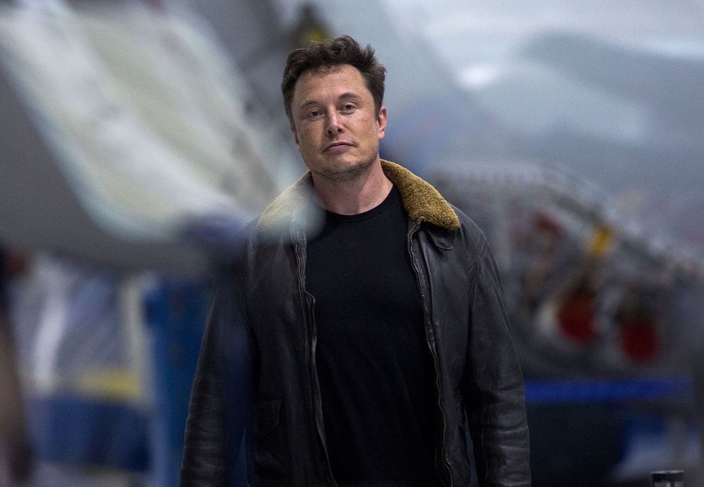 Lần thứ ba Tesla ‘bốc hơi’ 1/3 vốn hóa của mình trong năm