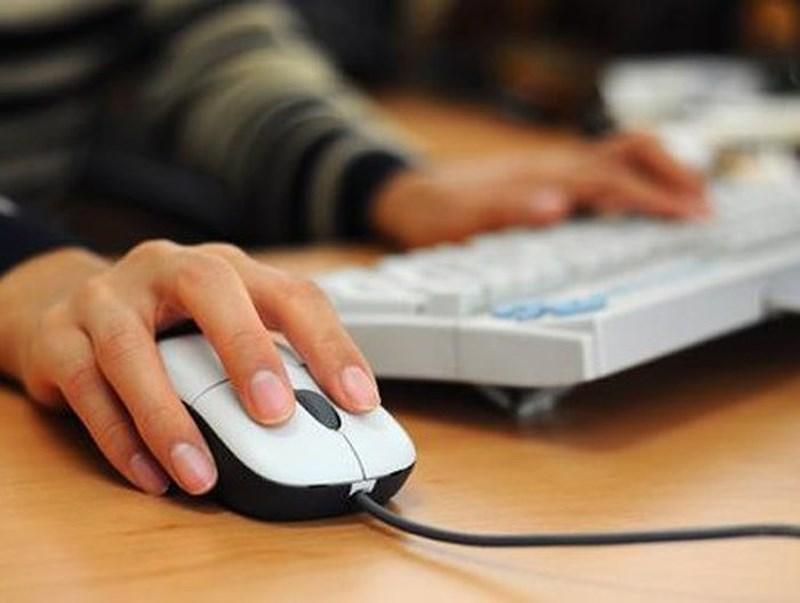 Từ năm nay, người dân có thể đăng ký thường trú, tạm trú qua mạng