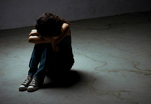 Bắt tạm giam người bố bị tố hiếp dâm con gái ruột suốt nhiều năm