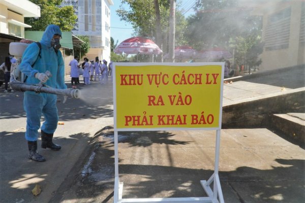 Hà Nội thông báo khẩn tìm những người liên quan 1 phụ nữ bán rau ở chợ dương tính Covid-19
