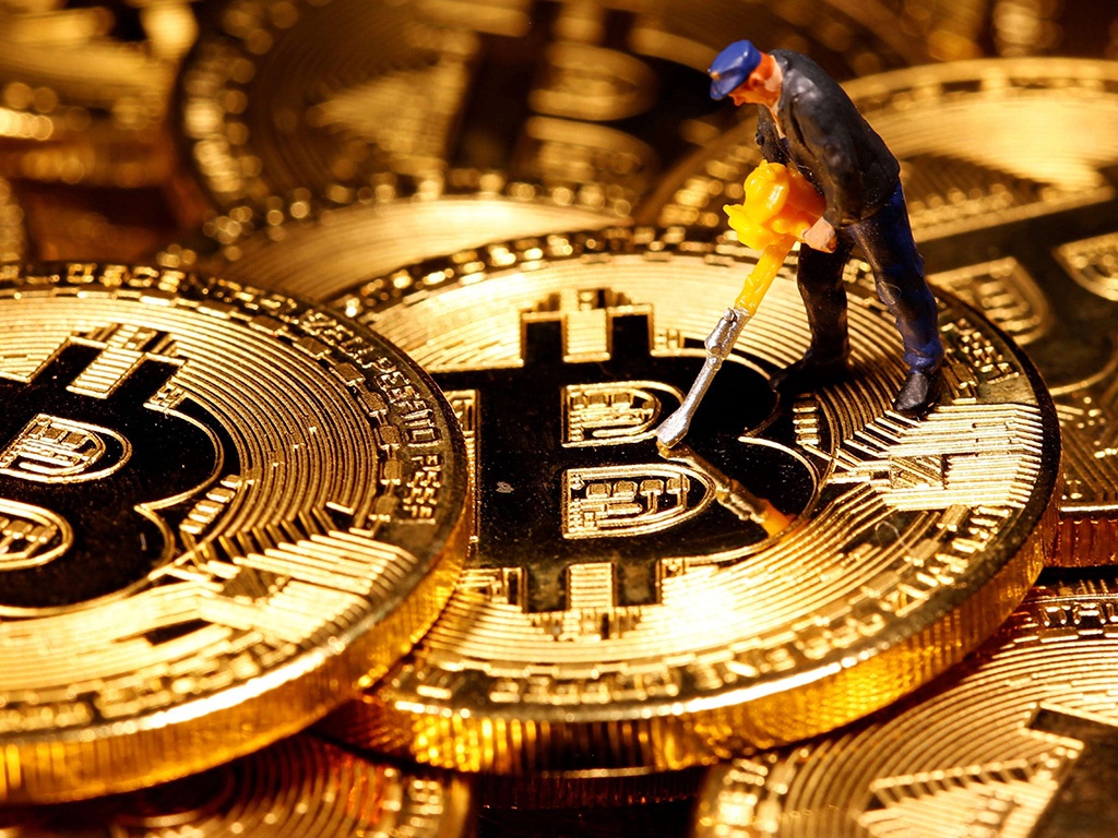 Sàn Bitcoin đầu tiên và lâu đời nhất của Trung Quốc ngừng giao dịch tiền ảo
