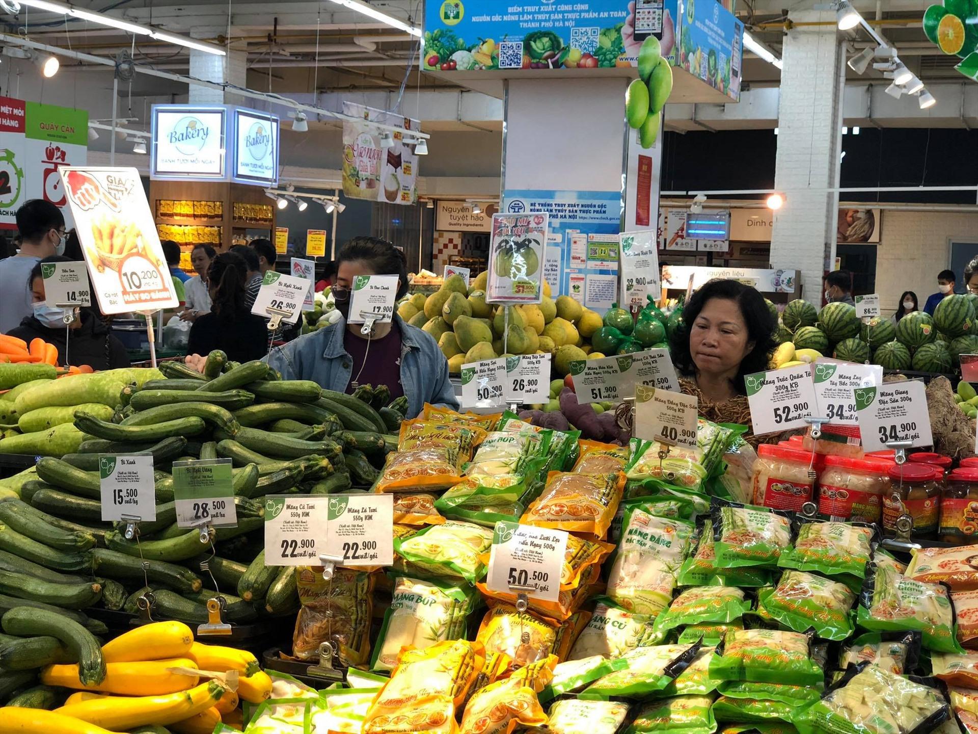 Bộ Tài chính: Không để tình trạng găm hàng sốt giá