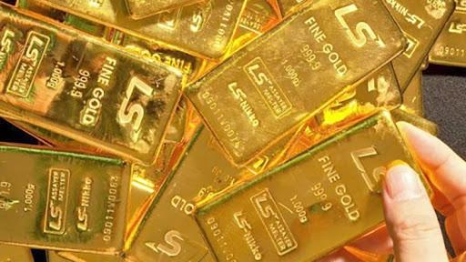 Giá vàng thế giới giảm, rơi xuống dưới 1.800 USD/ounce