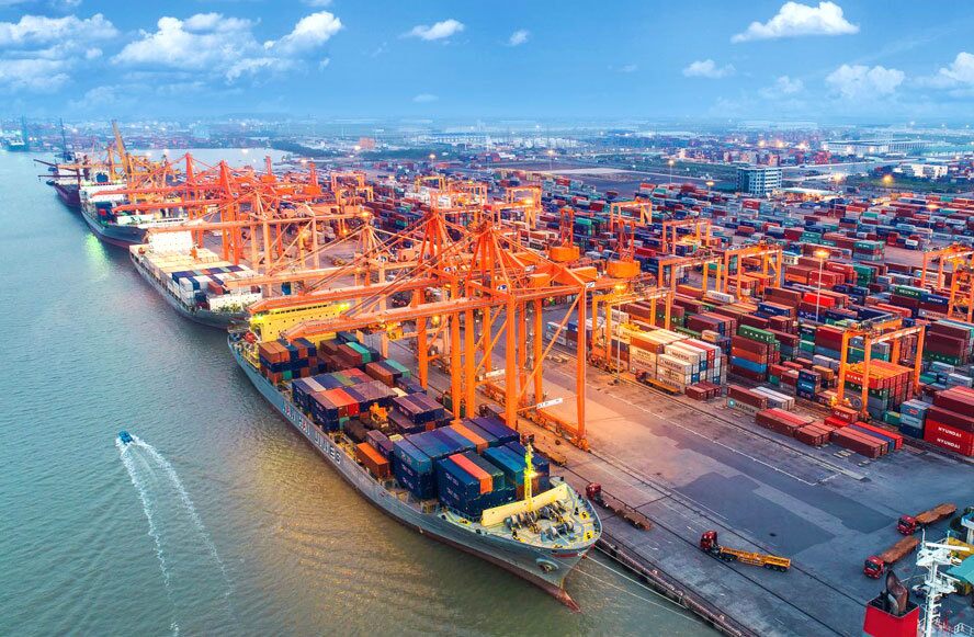 Tổng giá trị xuất nhập khẩu Việt Nam giảm