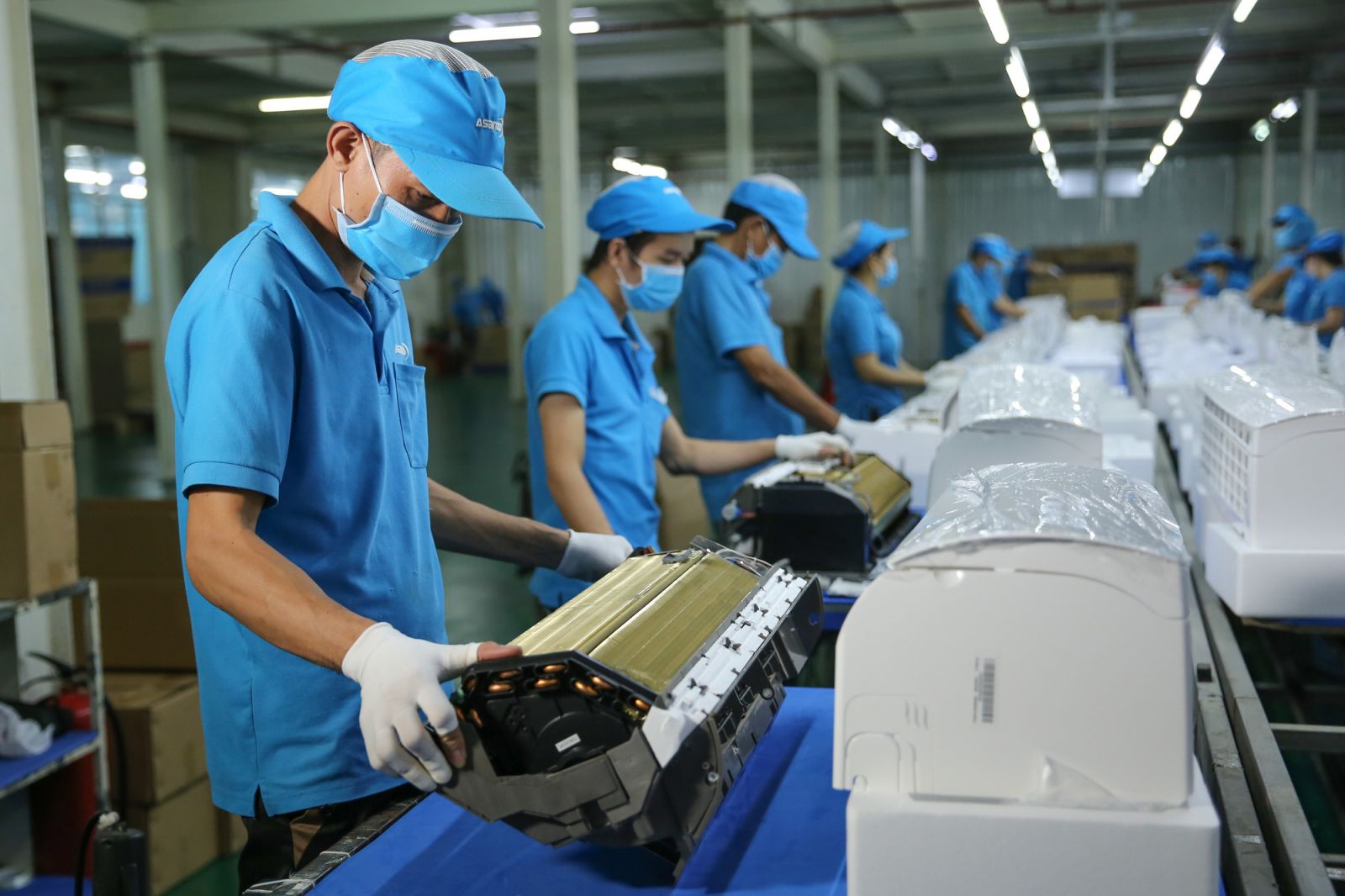 Kinh tế thế giới đang phục hồi, cơ hội nào cho các nhà sản xuất Việt Nam?