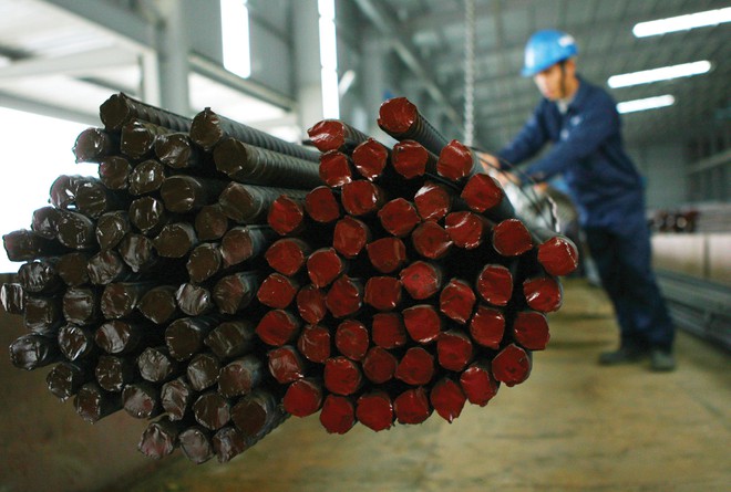 Cổ phiếu thép dần hạ nhiệt sau nửa đầu năm 2021 tăng phi mã
