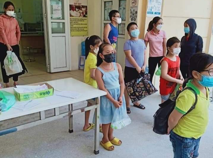 Bắc Ninh: Dịch Covid-19 'tấn công' học sinh tiểu học, nhiều cô trò phải cách ly tập trung