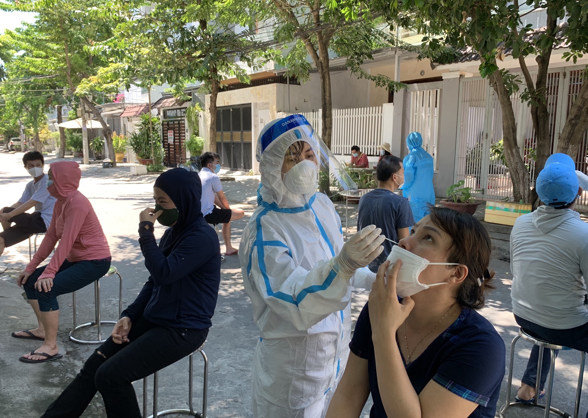 Đà Nẵng phát hiện nhiều ca dương tính ngoài cộng đồng từng âm tính 2-3 lần